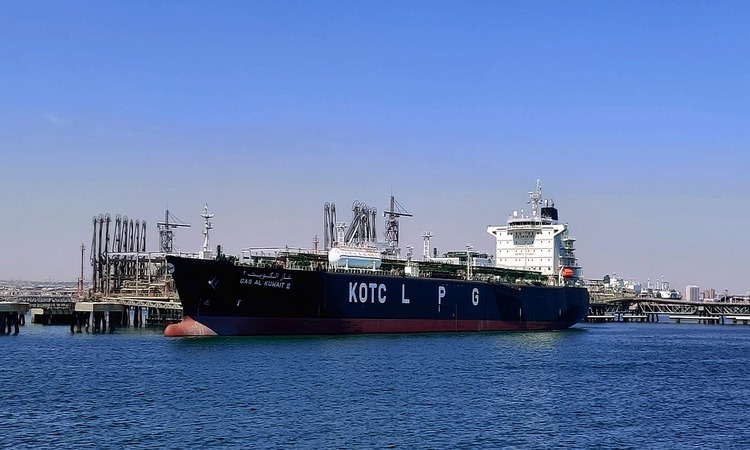 Barco de transporte de GNL