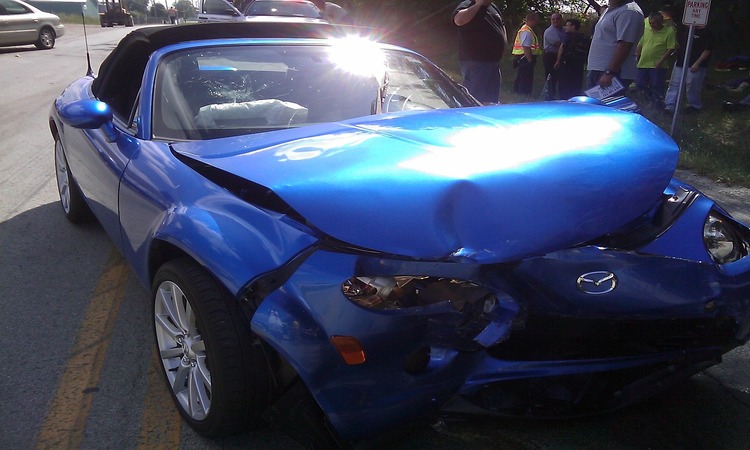 Coche accidentado